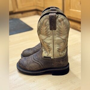 Justin Round Toe Cowboy Boots - Dark Brown with Tan Tops Boys size 5 1/2